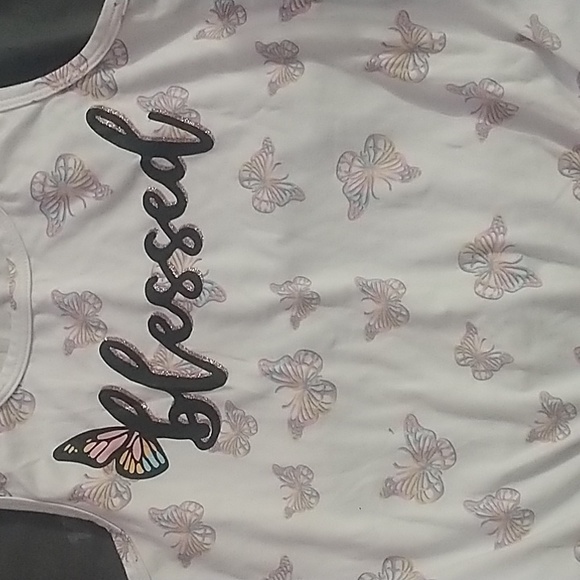 Girls shirts size 8 - Picture 4 of 4